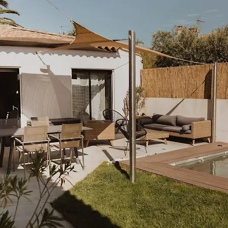 Moderne Avec Piscine A 100m De La *