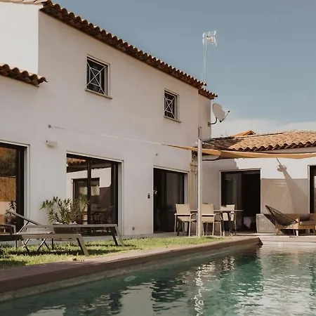 Moderne Avec Piscine A 100m De La Villa Saint-Cyr-sur-Mer
