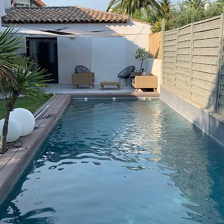 Moderne Avec Piscine A 100m De La Villa Saint-Cyr-sur-Mer